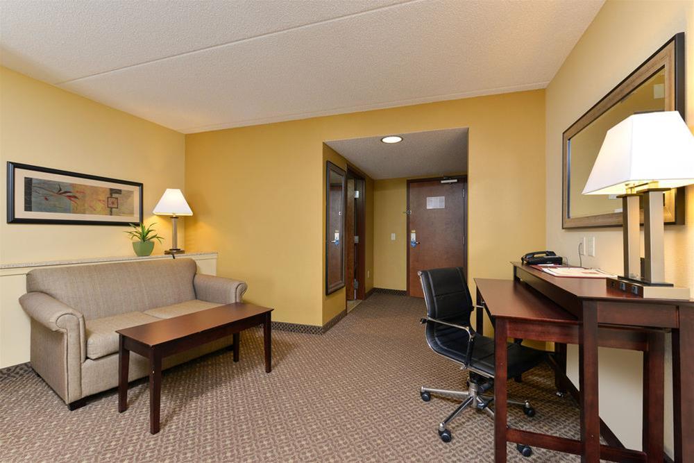 Comfort Suites Near Gettysburg Battlefield Visitor Center Экстерьер фото